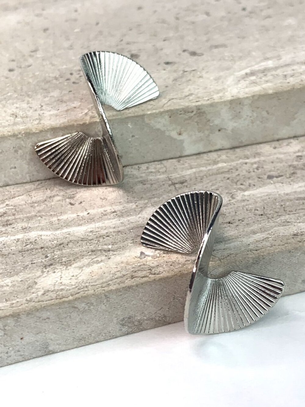 NEW~ Anthropologie Shashi "1984" Petite Twisted Silver Fan Earrings
